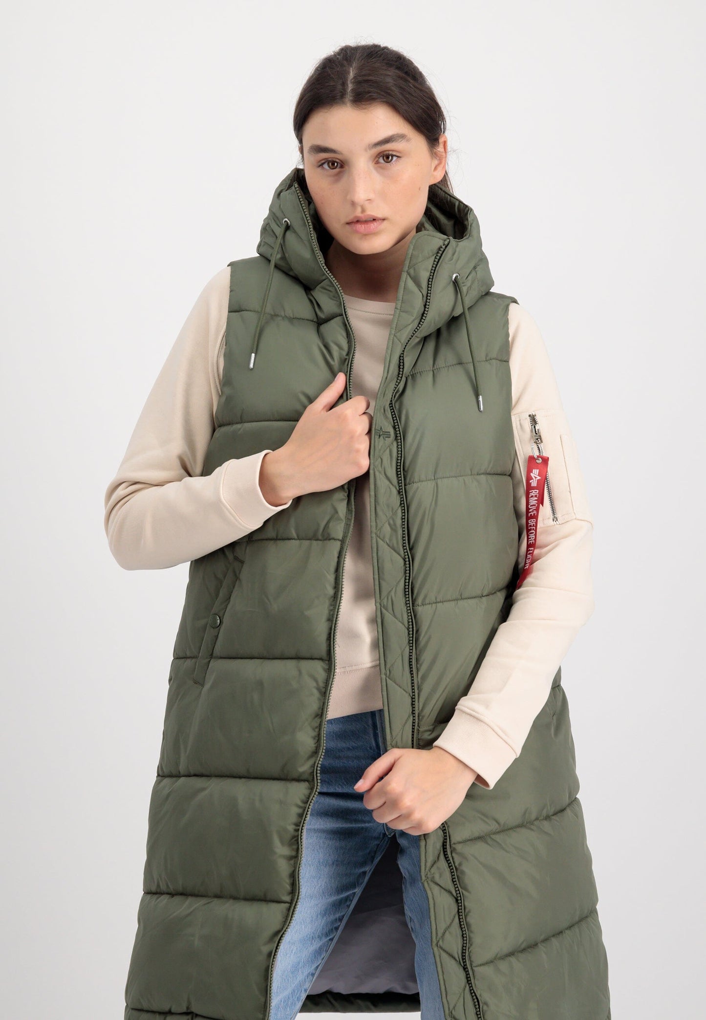 LONG PUFFER VEST W OUTERWEAR Alpha Industries SAGE L 