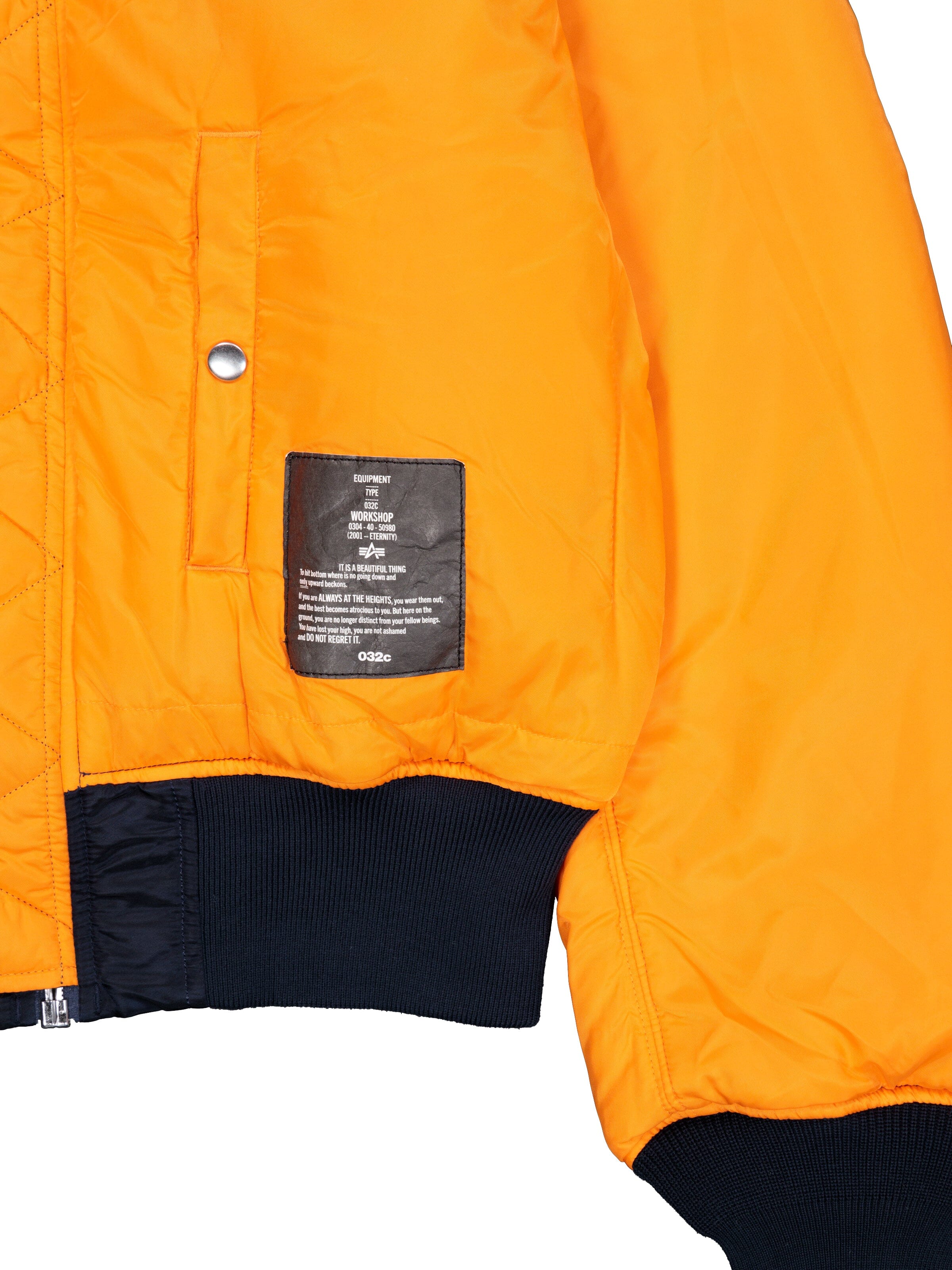 THE FLIGHT BOMBER 032C OUTERWEAR Alpha Industries 